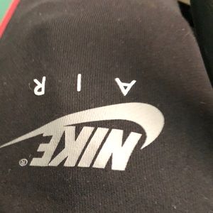 Meet your Posher, Julian